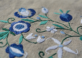 embroidery-2434980_640